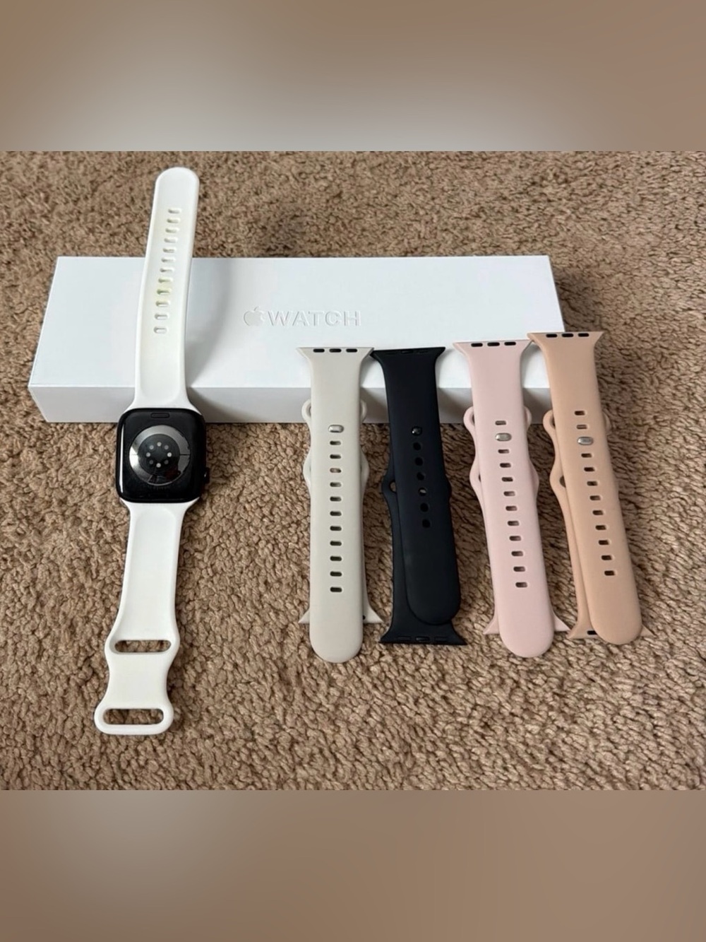 APPLE WATCH - Picture 2 of 12